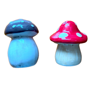 🍄‍🟫 Mushroom Shaped Ceramic Salt & Pepper Shakers 🍄